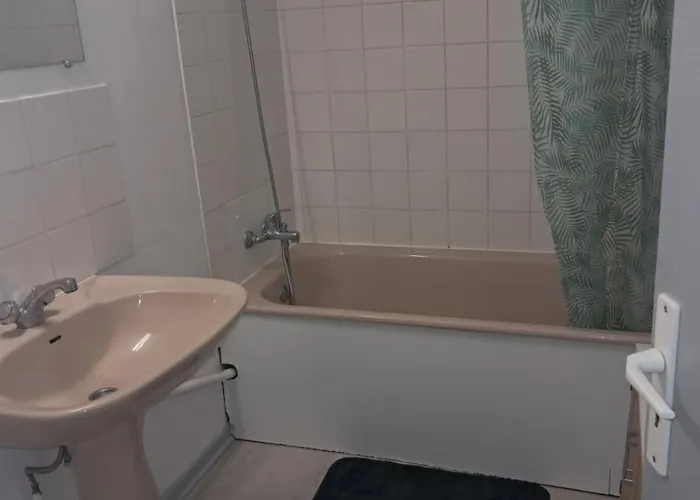 Petite Maison De Bourg Maille (Vendee)